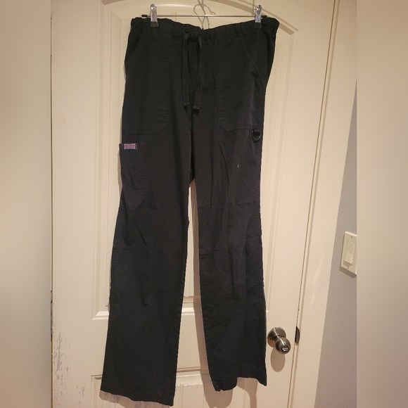 Scrub Pants - Set of 4 - Size Small - Picture 5 of 7